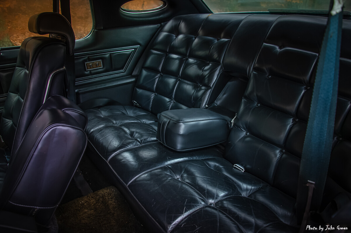 Elbląg Lincoln Continental Mark IV Coupe zielony klasyk