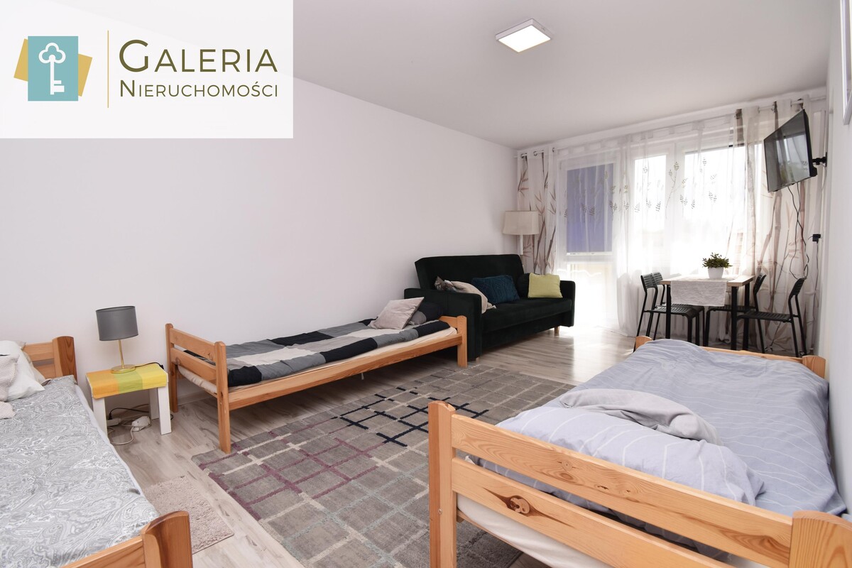 Elbląg GALERIA NIERUCHOMOŚCIZ pasji i miłości do nieruchomościNa sprzedaż: Kawalerka z oddzielną jasną kuchnią na II