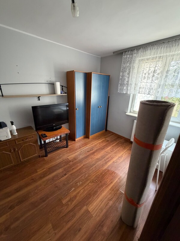 Elbląg Mieszkanie 2-pokojowe na parterze – po częściowym remoncie