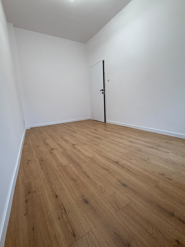 Elbląg Mieszkanie po generalnym remoncie 75.50m2 ul. Królewiecka Elbląg 656 095 zł (8690 zł za m2)