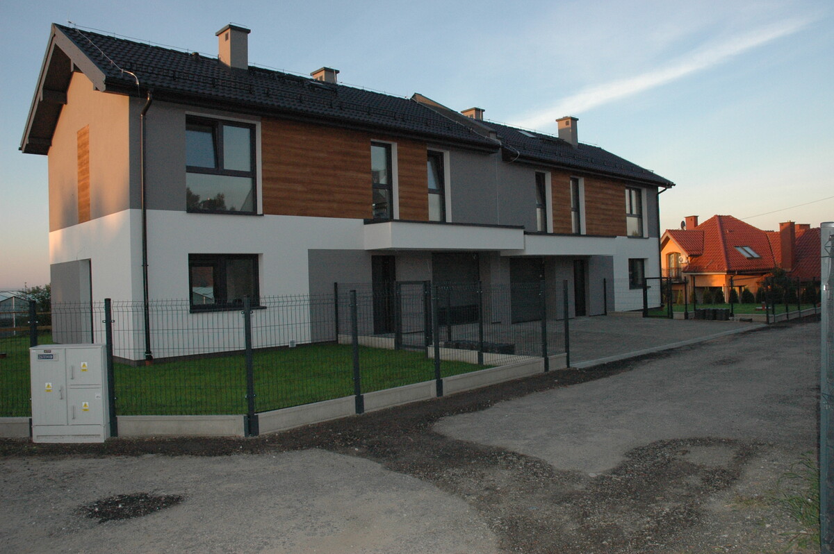 Elbląg Nowy dom bliźniaczy w Gronowie Górnym – 104 m², działka 431 m², bez prowizji i PCC