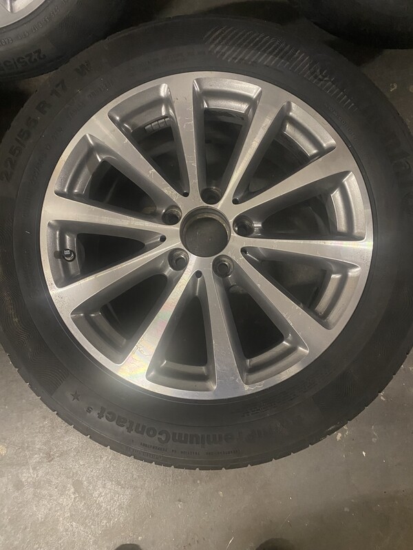 Elbląg Sprzedam 5 sztuk z czujnikami ciśnienia powietrza oryginalne allufelgi Mercedes 225/55 R17 o rozstawienie osi