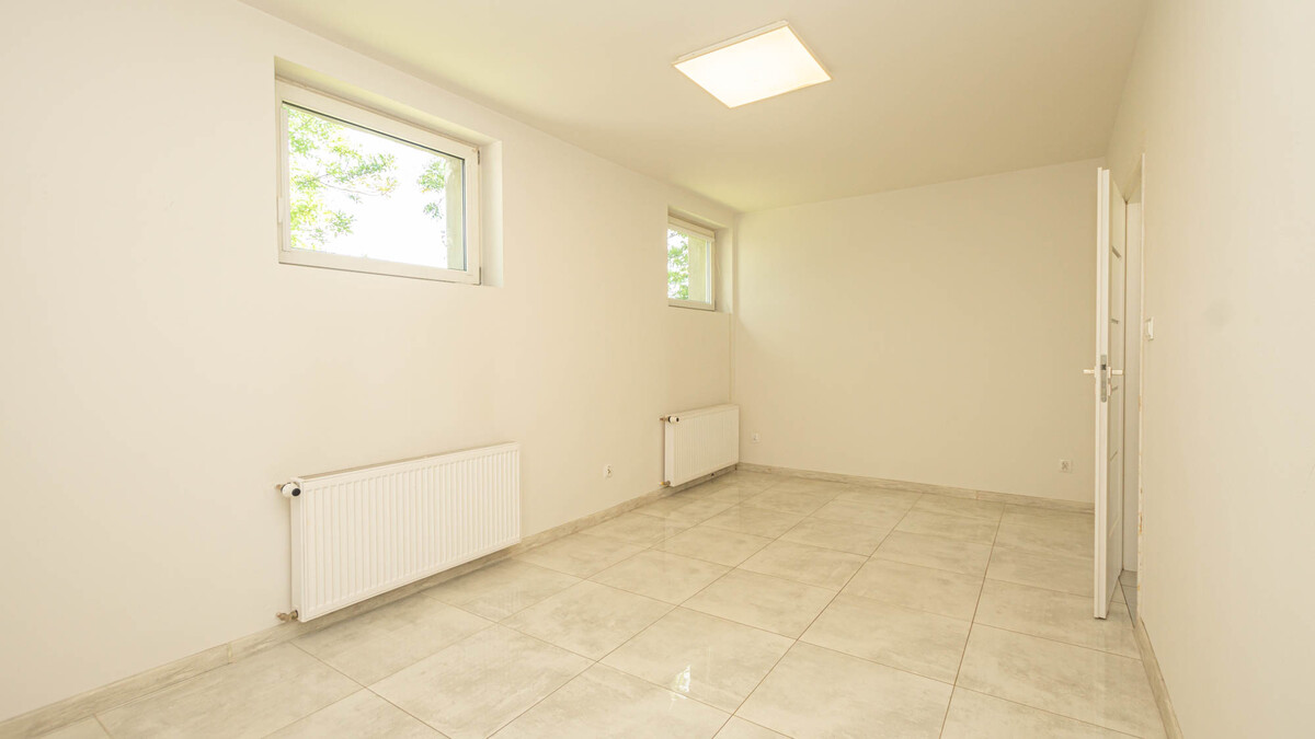 Elbląg * * * ABC NIERUCHOMOŚĆI * * *BUDYNEK USŁUGOWY W ZASTAWNIE!Dom o pow. 110 m2, działka 1200m2Zastawano, gmina