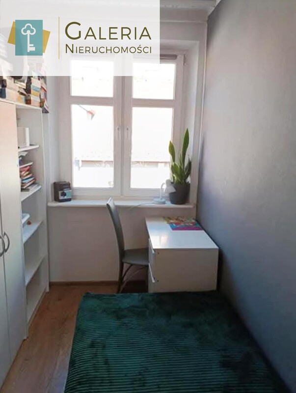 Elbląg GALERIA NIERUCHOMOŚCIZ pasji i miłości do nieruchomościNa sprzedaż: 3 pokojowe mieszkanie z możliwością