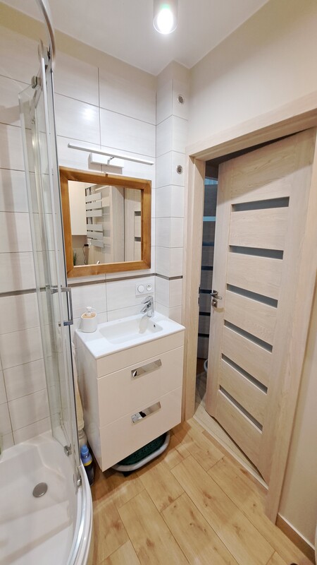 Elbląg 🏡 Mieszkanie 3-pokojowe na czwartym piętrze – blok SM Sielanka, ul. Kosynierów Gdyńskich 🏡