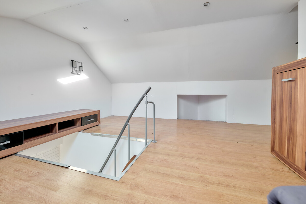 Elbląg Mieszkanie dwupoziomowe w Pasłęku. zobacz film :https://youtu.be/rRed32pFPiE?si=3KXBfNS-w-IWXyZs