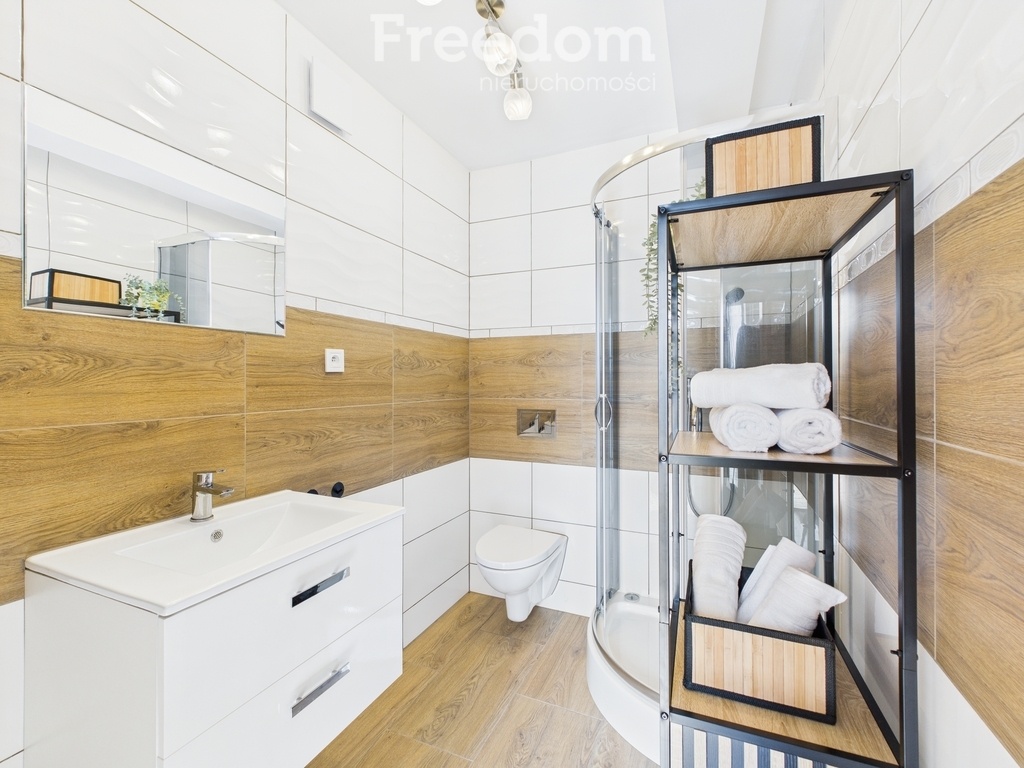 Elbląg FREEDOM NIERUCHOMOŚCISprzedam dom - Kąty rybackie, Portowa. Wypoczywaj i/lub zarabiaj już w tym sezonie