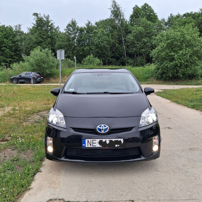 Elbląg Sprzedam Toyota Prius 3 1.8 99KM Hybrid 2009r. Sprowadzona Zarejestrowana Garażowana Czarna Alu17 Skóra Navi