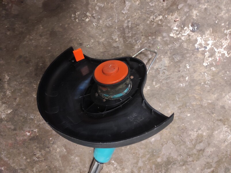 Elbląg sprzedam podkaszarki elektryczne na akumulator 18volt nowe po demonstracyjne sprawne brak akumulatora i