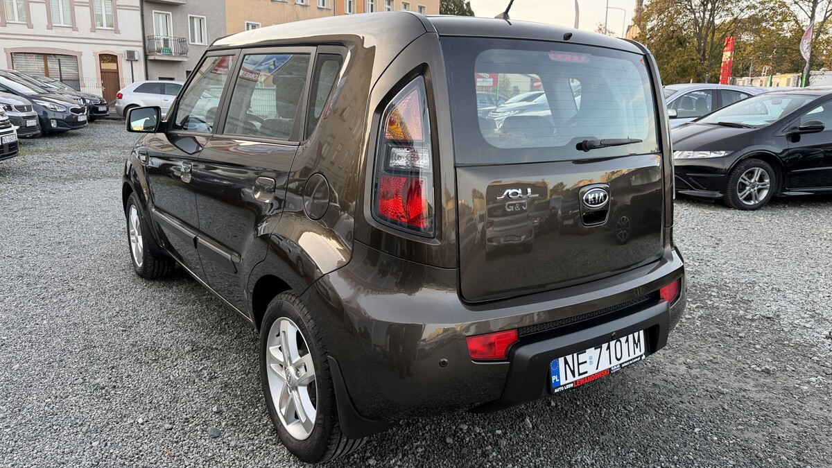 Elbląg Auto Leew LEWANDOWSKI Kupujemy i Sprzedajemy tylko dobre auta Za auta z Polskiego Salonu Płacimy Najwięcej KIA