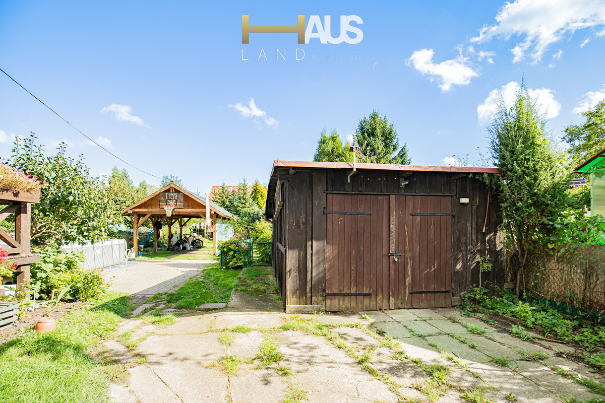 Elbląg BRANIEWO, UL. ZIELONA 3 POKOJEPOWIERZCHNIA 58 M2 + PIWNICAOGRÓD 200 M2 GARAŻ DOSTĘPNE OD