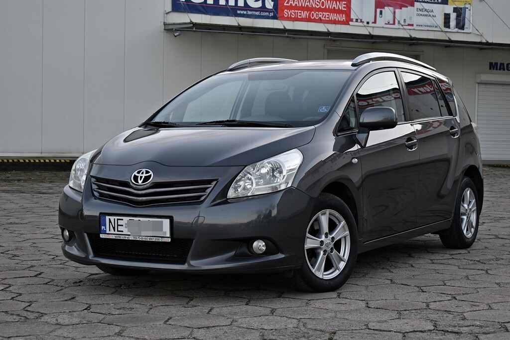 Elbląg . TOYOTA VERSO II 2009 ROKWersja 7-osóbSkrzynia manualna 6 biegówSalon PolskaSilnik 2.0 na łańcuszku rozrząduAuto