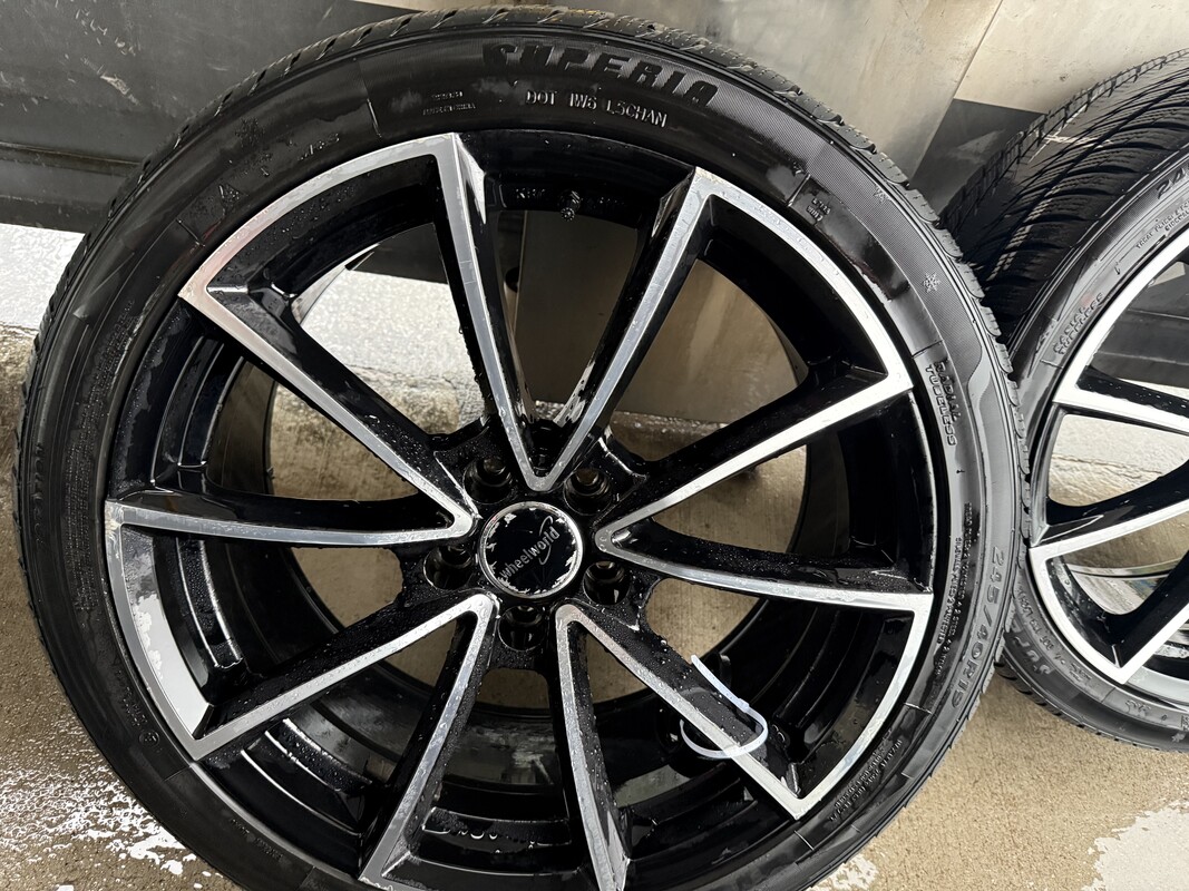 Elbląg Sprzedam Alufelgi z oponami zimowymi 245/40/R19.Rozstaw 5x112.Felgi w dobrym stanie 2 posiadają lekkie ślady