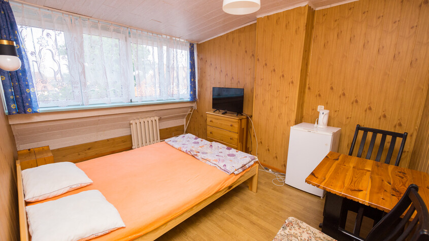 Elbląg * * * ABC NIERUCHOMOŚCI * * *DOM WOLNOSTOJĄCY W SAMYM CENTRUM KRYNICY MORSKIEJo pow. 559 m2, działka 799