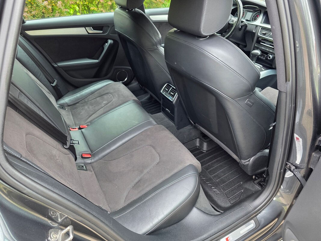 Elbląg Audi A4 3xSlineRok Produkcji X 2015Silnik :BenzynaLedy Bi-xenon Sportsize El. klapaZarejestrowany!
