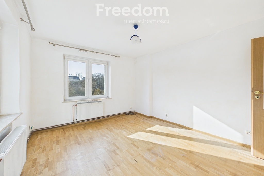 Elbląg FREEDOM NIERUCHOMOŚCISprzedam mieszkanie - Dzierzgoń, Traugutta. Lokalizacja:Na sprzedaż mieszkanie położone w