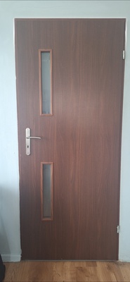 Elbląg Sprzedam używane w ekstra stanie drzwi prawe i lewe 80/200cm. Symbolicznie po 50zl za sztuke