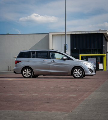 Elbląg MAZDA 5 – ogłoszenie prywatne Sprzedam 7 osobową Mazdę 5 1.8 benzyna + LPG rocznik 2010/11.