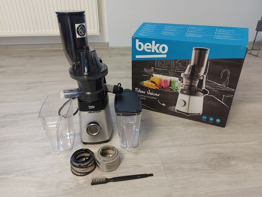 Elbląg Sprzedam wyciskarkę wolnoobrotową firmy Beko model SJA3209BX moc 200W, używana bardzo rzadko