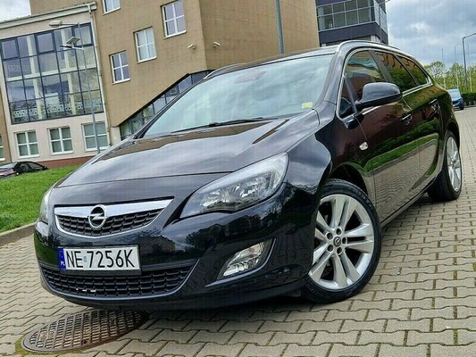 Elbląg Opel Astra 1.4Turbo Benz140KM ManualSilnik dynamiczny  i bezawaryjny Serwisowany do końca !Rok produkcji