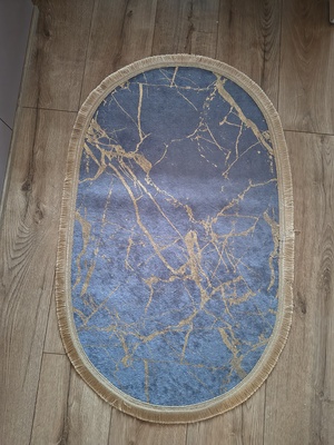 Elbląg Ozdobny dywanik gold blues wymiary 100cm dł/szer 65 cm20 zł