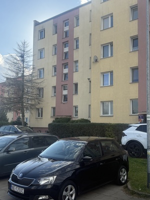 Elbląg Na sprzedaż bezpośrednio od właściciela – 3-pokojowe mieszkanie 48 m², Elbląg, ul. Pokorna 4,II piętro, balkon,