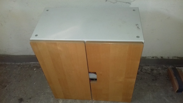 Elbląg Sprzedam szafkę do zawieszenia, wym..32/60.POLECAM, prosze o sms. KOd produktu:14729.