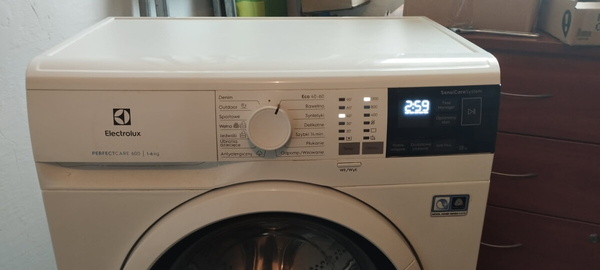 Elbląg Sprzedam pralke Elektrolux 600.Stan bardzo dobry. Mało używana.