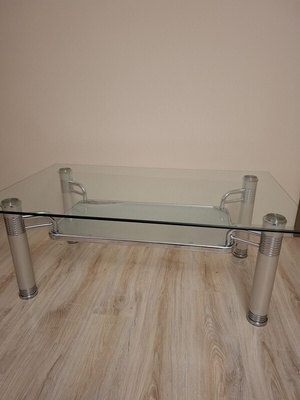 Elbląg Mam do oddania, za ptasie mleczko, ławę widoczną na zdjęciu, solidna, lekko uszkodzona dolna półka