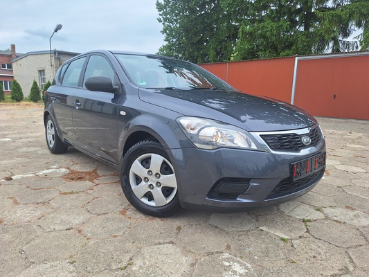 Elbląg Kia Ceed 1.4 CVVT 90 KM | Benzyna | Manual | Spirit |
Oferuję do sprzedaży Kia Ceed z 2011