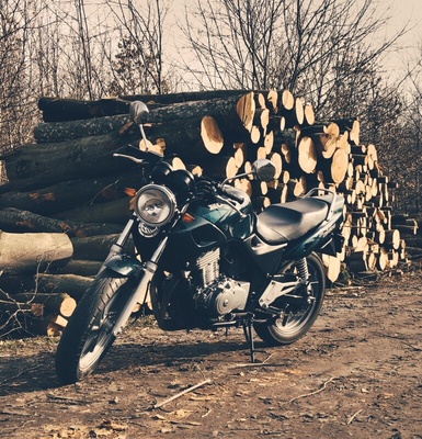 Elbląg Sprzedam motocykl marki Honda CB500 94r. 
W moim posiadaniu od ponad roku. 
Garażowana przez cały rok. 
PT do