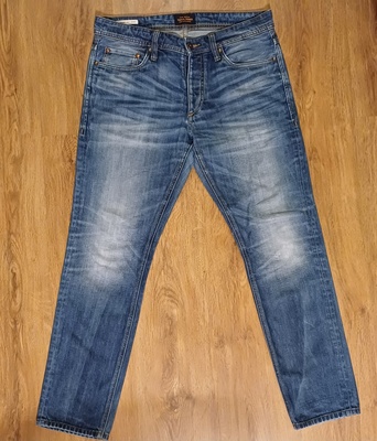 Elbląg Spodnie jeansowe męskie JACK & JONES, rozmiar M L, ,lub 48 / 50 lub 32 32,zapinane na guziki, stan doskonały