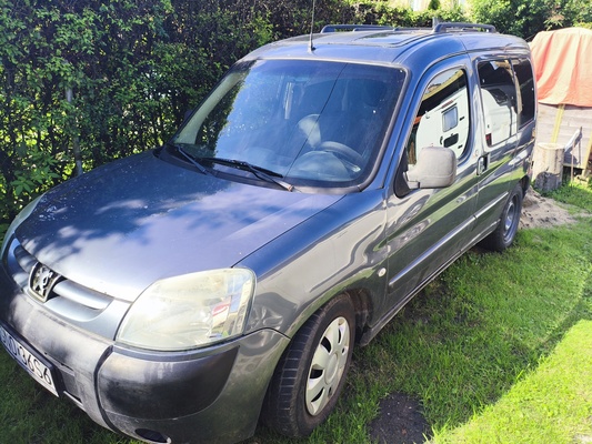 Elbląg Sprzedam Peugeot Partner 2007 r. pojemność 1,6 D HDI. Ubezpieczenie do 01.2027,przegląd 07,2027.5 drzwi, 5