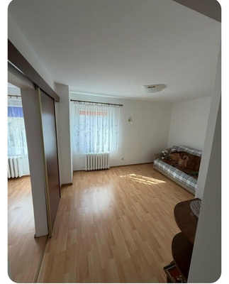 Elbląg DOM NIERUCHOMOŚCIOFERUJEMY NA SPRZEDAŻMIESZKANIE 2&nbsp; POKOJOWEPow. &nbsp; &nbsp; 31 m2Blisko Park