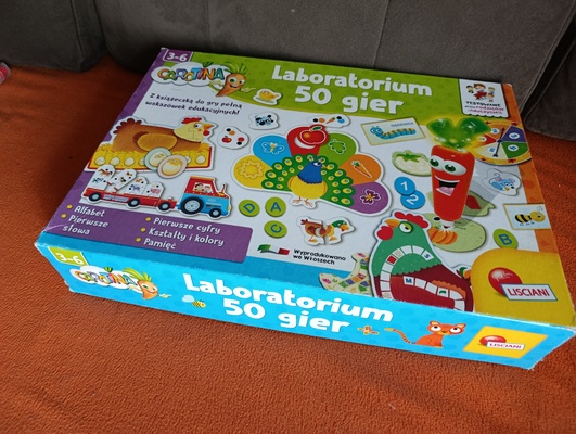 Elbląg Sprzedam zestaw gier dla dzieci Carotina. Stan dobry kompletne lecz plakat jest przerwany, nie wpływa to na