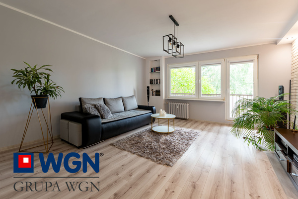 Elbląg WGN NIERUCHOMOŚCI w Elblągu prezentuje w dniu dzisiejszym na sprzedaż mieszkanie, przy ulicy Broniewskiego, na
