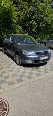 Elbląg Witam, 
Mam na sprzedaż Skodę Octavię II 1.2 z 2011 roku, przebieg 135 tys. km sprawna klimatyzacja, olej