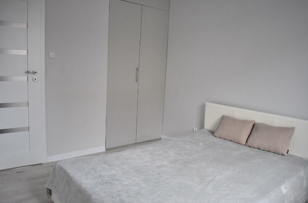 Elbląg Wynajmę mieszkanie od zaraz:- dwa pokoje&nbsp; - umeblowane- centrum miasta&nbsp; &nbsp; 