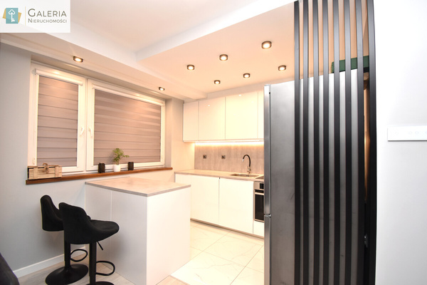 Elbląg GALERIA NIERUCHOMOŚCIZ pasji i miłości do nieruchomościNa sprzedaż:&nbsp; 3-pokojowy apartament w centrum, ul.