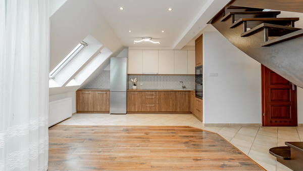 Elbląg &nbsp; TO MY SPRZEDAJEMYNIERUCHOMOŚCI W TYM MIEŚCIEBIURO NIERUCHOMOŚCIAMERICAN HOMEFOR SALE - 3 POKOJE -