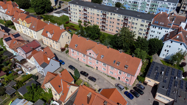 Elbląg TO MY SPRZEDAJEMYNIERUCHOMOŚCI W TYM MIEŚCIEBIURO NIERUCHOMOŚCIAMERICAN HOMEFOR SALE - STRUGA  