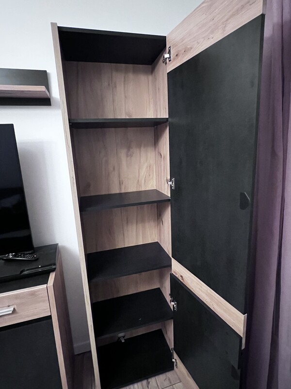 Elbląg Meble do salonu komoda półka bieliźniarka regał Aviles