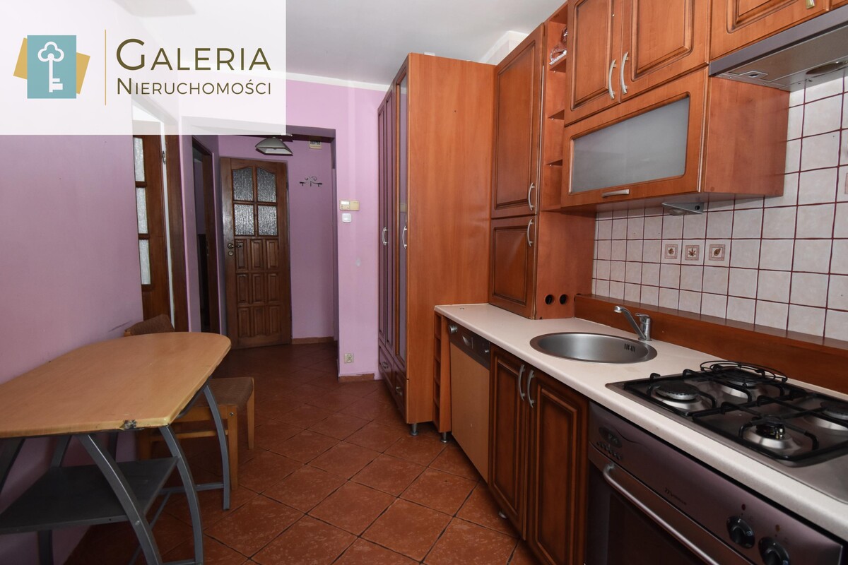 Elbląg GALERIA NIERUCHOMOŚCIZ pasji i miłości do nieruchomościNa sprzedaż: Dwa pokoje, I piętro, z garażem, dwustronną