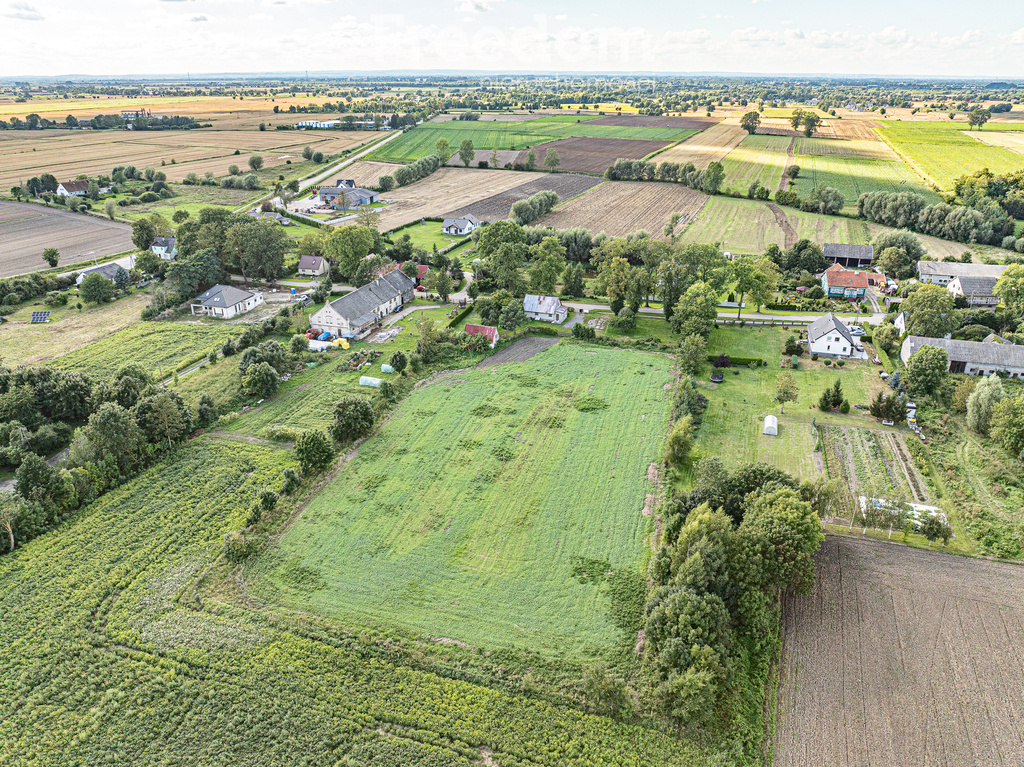 Elbląg FREEDOM NIERUCHOMOŚCISprzedam dom - Jeziernik. Na sprzedaż dom wolnostojący z dużą działką – spokojna