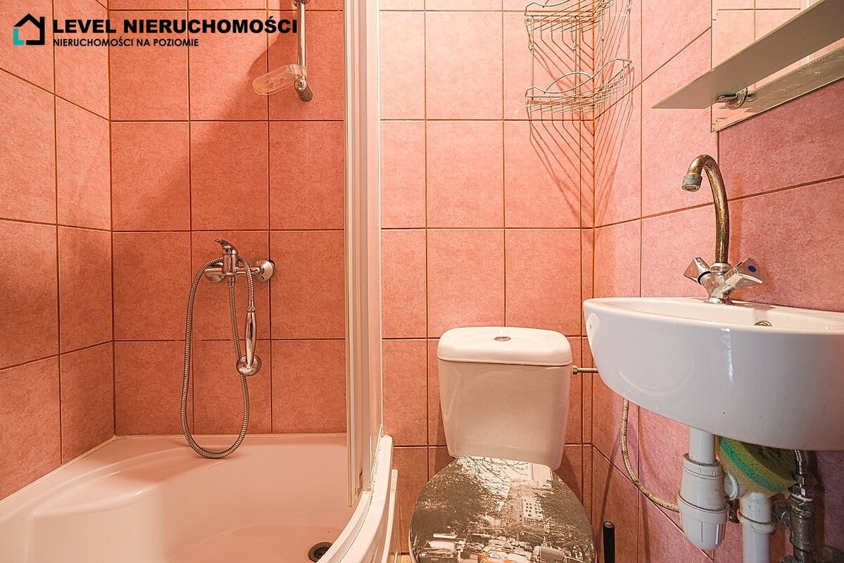 Elbląg LEVEL NIERUCHOMOŚĆI Czteropokojowe mieszkanie z ogródkiemul. Dębowa63,5 m2 NIERUCHOMOŚCI NA