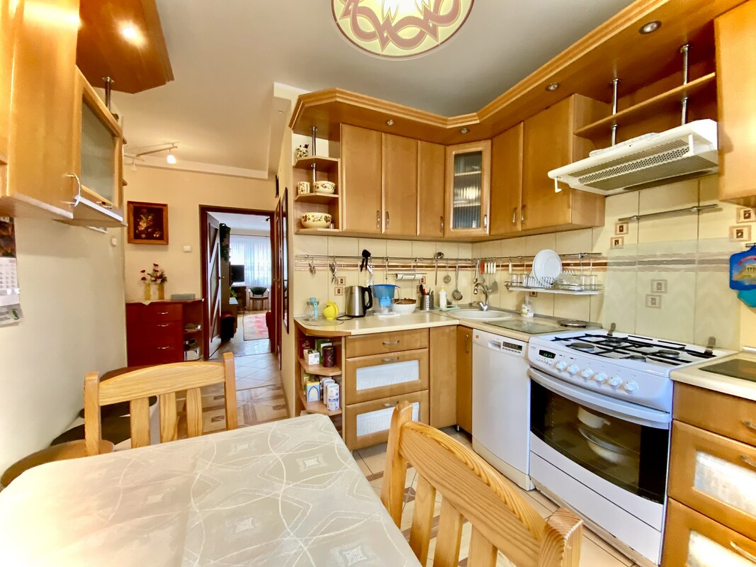 Elbląg Oferujemy na sprzedaż funkcjonalne mieszkanie 2-pokojowe o pow.49,4 m2, znajdujące się przy