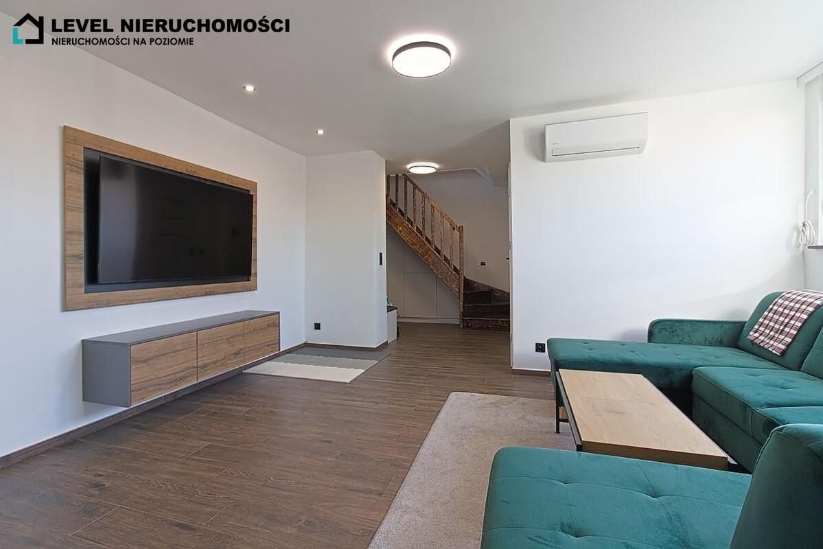 Elbląg LEVEL NIERUCHOMOŚCI Nietuzinkowe mieszkanie z tarasemDwie łazienki, cztery pokojeul. Plac