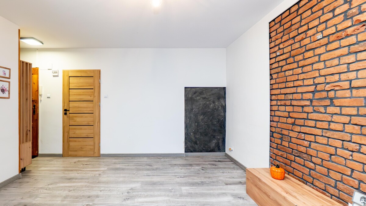 Elbląg   TO MY SPRZEDAJEMYNIERUCHOMOŚCI W TYM MIEŚCIEBIURO NIERUCHOMOŚCIAMERICAN HOMEFOR SALE - 2 POKOJE -