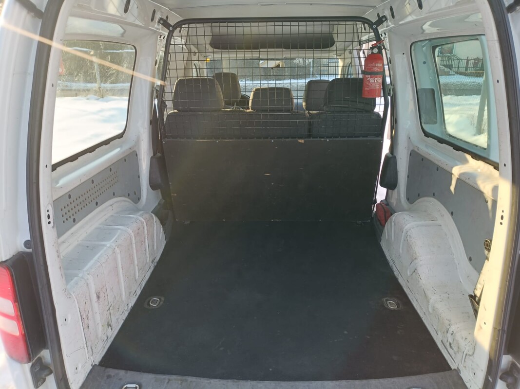 Elbląg Sprzedam VW Caddy 1.6 tdi w wersji przedłużonej MaxiWyposażenie:Klimatyzacja ręcznaElektryczne szyby i