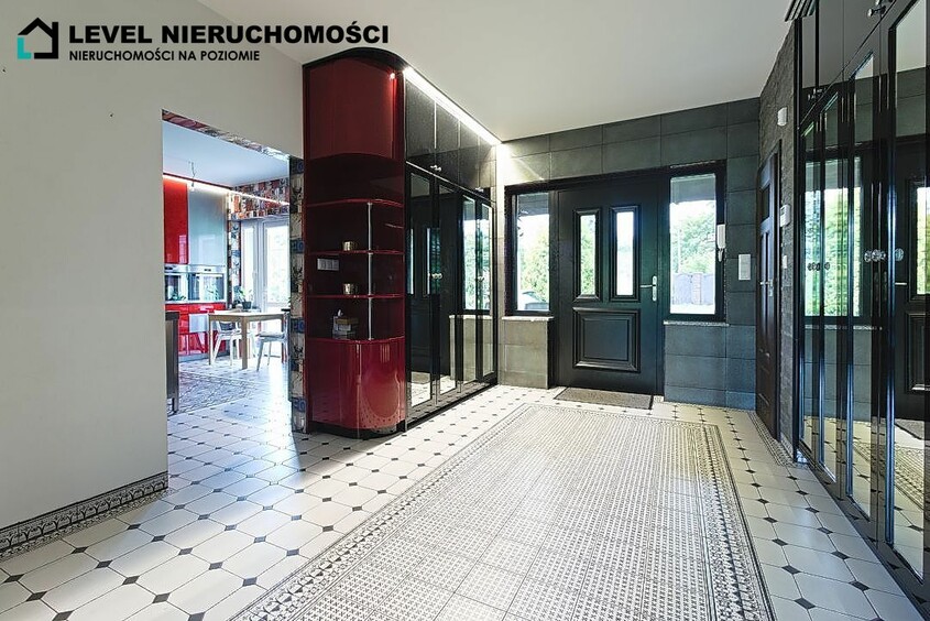 Elbląg LEVEL NIERUCHOMOŚCIPosesja w mieścieul. Okrężna, ElblągNIERUCHOMOŚCI NA POZIOMIE